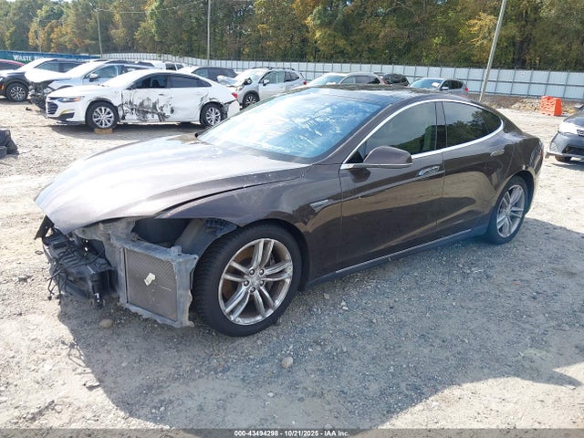 2013 TESLA MODEL S 5YJSA1DN0DFP16244 Photo 1