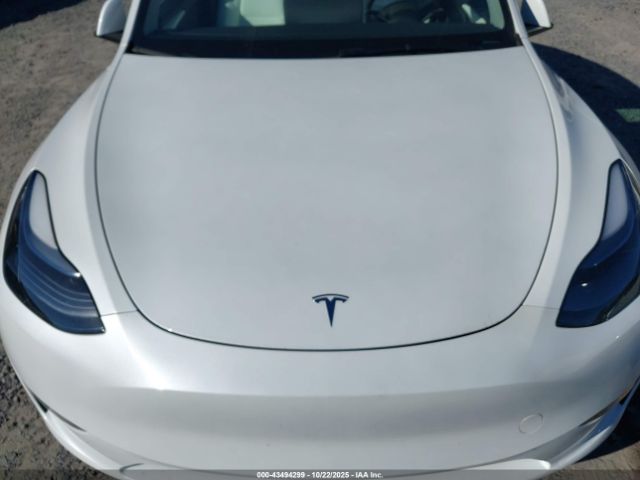 2024 TESLA MODEL Y 7SAYGDED6RA325431 Photo 9
