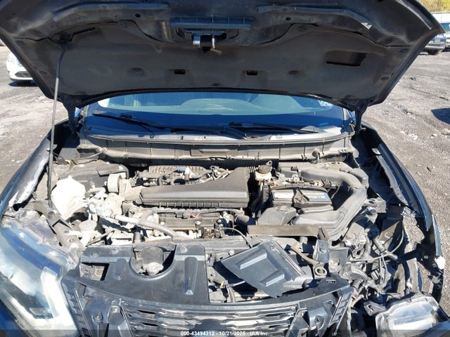 Продаж на аукціоні авто 2017 Nissan Rogue Sv, vin: 5N1AT2MV9HC758082, номер лоту: 43494312