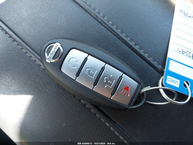 Продаж на аукціоні авто 2017 Nissan Rogue Sv, vin: 5N1AT2MV9HC758082, номер лоту: 43494312