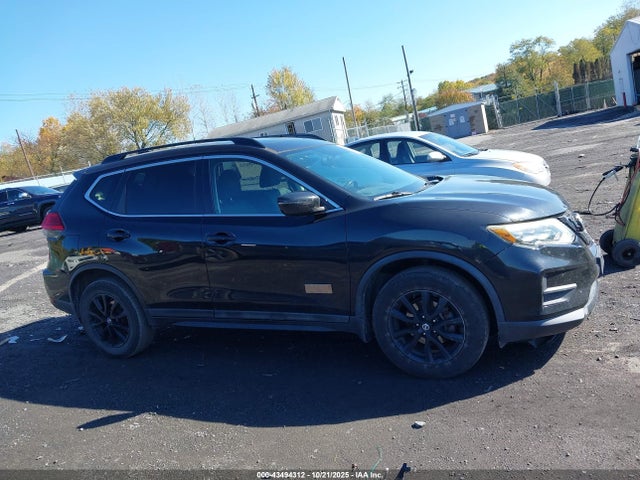 Продаж на аукціоні авто 2017 Nissan Rogue Sv, vin: 5N1AT2MV9HC758082, номер лоту: 43494312