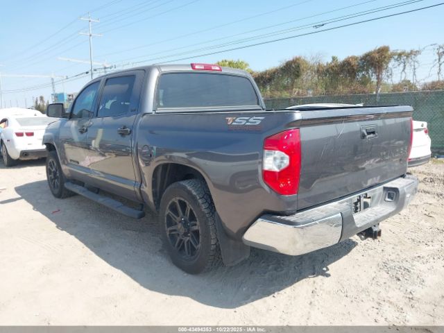 2019 TOYOTA TUNDRA 5TFEM5F14KX139565 Photo 2