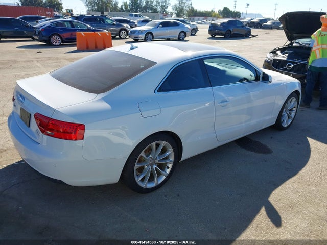 2013 AUDI A5 WAULFAFR3DA047642 Photo 3