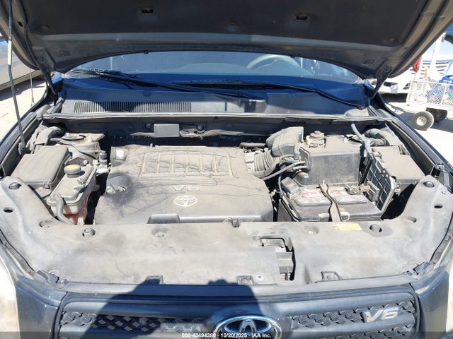 2007 TOYOTA RAV4 JTMBK32V075039438 Photo 9