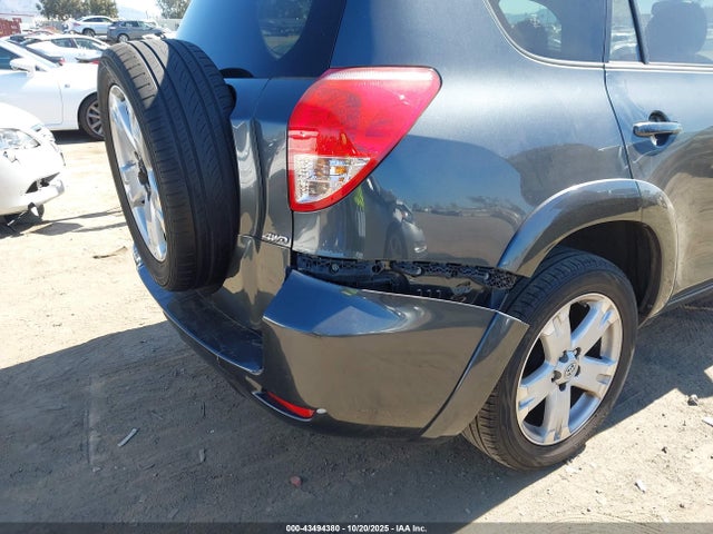 2007 TOYOTA RAV4 JTMBK32V075039438 Photo 5