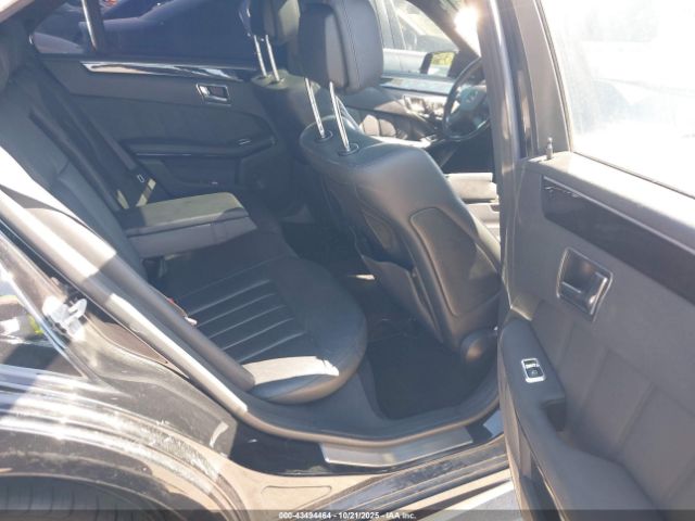 2010 MERCEDES-BENZ E 550 WDDHF7CB8AA153850 Photo 7