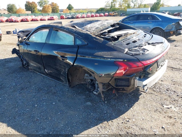 2025 AUDI S E-TRON GT WAUG9BFW8S7001738 Photo 2