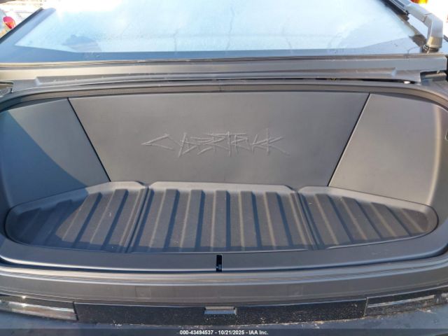 2025 TESLA CYBERTRUCK 7G2CEHED8SA066996 Photo 9