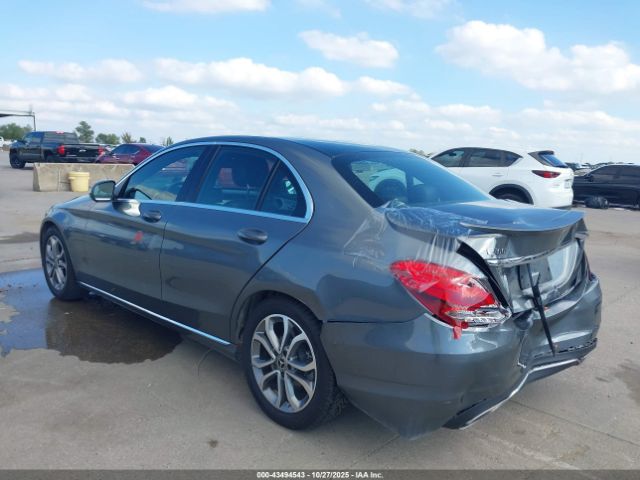 2018 MERCEDES-BENZ C 300 55SWF4JB1JU241812 Photo 2
