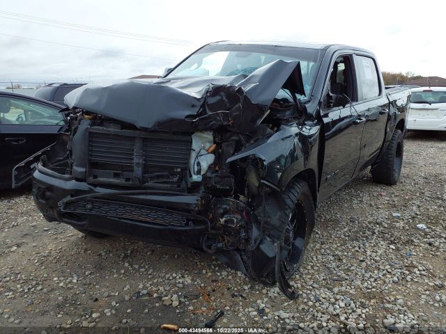 2019 RAM 1500 1C6SRFFT6KN736425 Photo 1