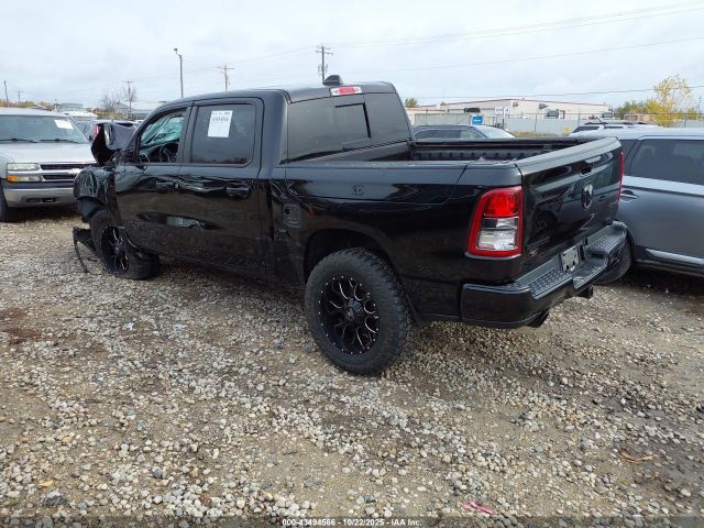 2019 RAM 1500 1C6SRFFT6KN736425 Photo 2