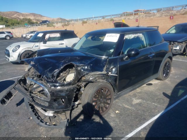 2018 MINI HARDTOP WMWXP5C59J2G61546 Photo 1