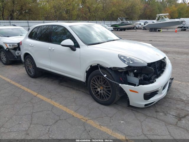 2017 PORSCHE CAYENNE WP1AA2A25HKA82870