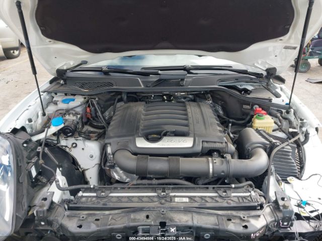 2017 PORSCHE CAYENNE WP1AA2A25HKA82870 Photo 9