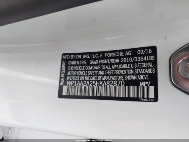 2017 PORSCHE CAYENNE WP1AA2A25HKA82870 Photo 8