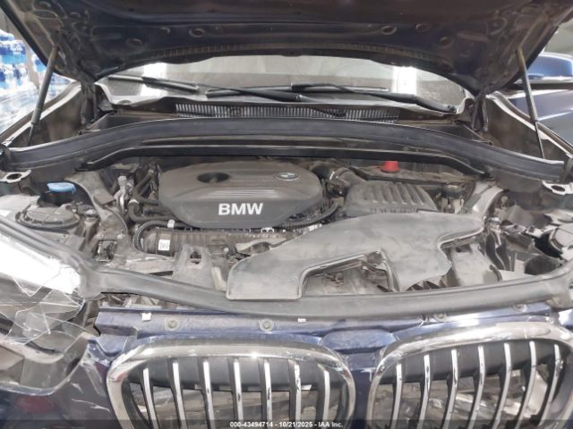 2018 BMW X1 WBXHU7C39J5L09401 Photo 9