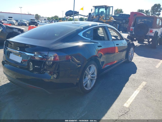 2015 TESLA MODEL S 5YJSA1E27FF114173 Photo 3
