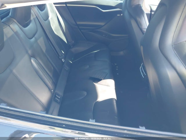 2015 TESLA MODEL S 5YJSA1E27FF114173 Photo 7