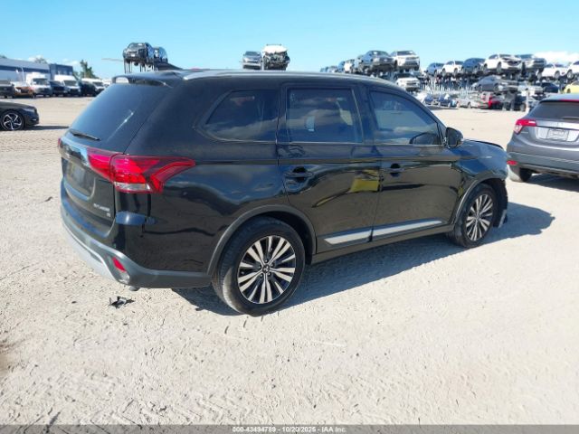 2019 MITSUBISHI OUTLANDER JA4AD3A35KZ032874 Photo 3