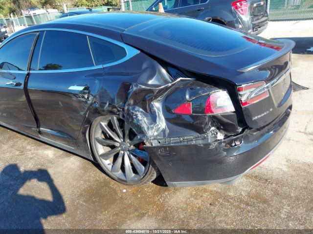 2016 TESLA MODEL S 5YJSA1E45GF126762 Photo 5