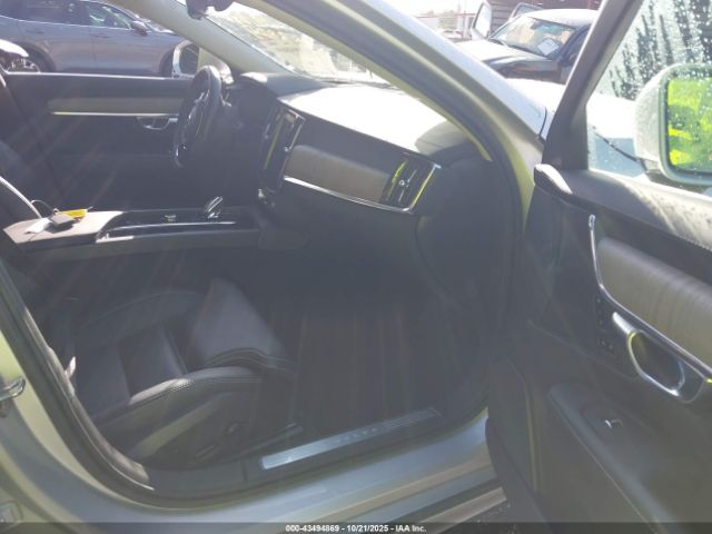 2022 VOLVO S90 LVY062ML2NP263824 Photo 4