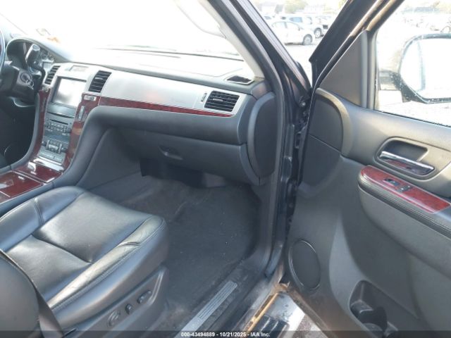 2013 CADILLAC ESCALADE 1GYS4CEF0DR153145 Photo 4