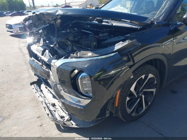 2023 MITSUBISHI OUTLANDER JA4J3UA80PZ031501 Photo 5