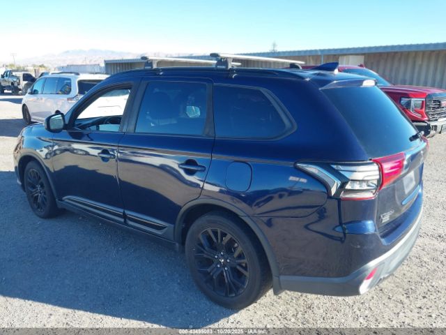 2018 MITSUBISHI OUTLANDER JA4AD3A30JZ060225 Photo 2