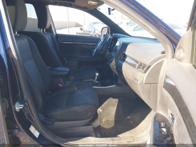 2018 MITSUBISHI OUTLANDER JA4AD3A30JZ060225 Photo 4