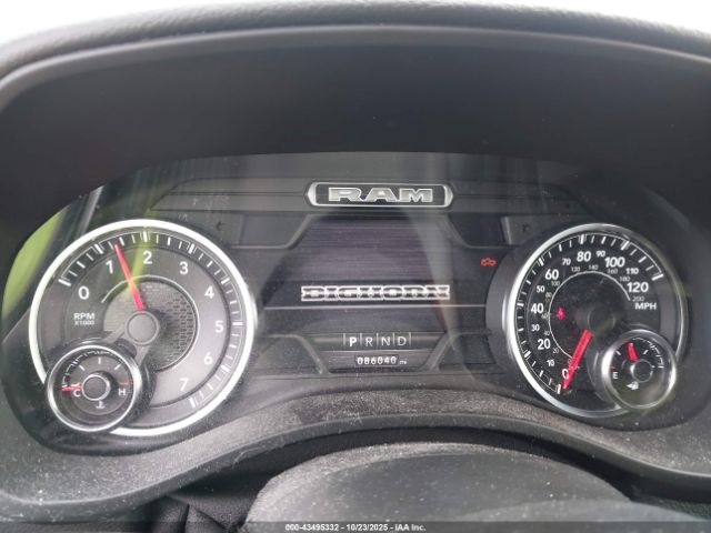 2021 RAM 1500 1C6SRFFT0MN598156 Photo 6