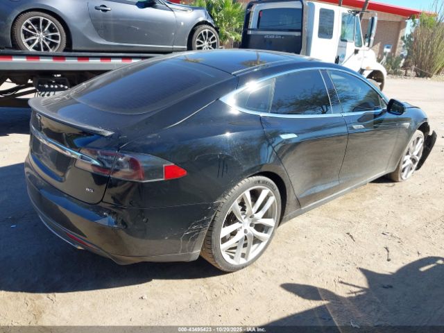 2014 TESLA MODEL S 5YJSA1H13EFP53801 Photo 3