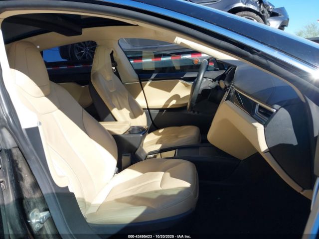 2014 TESLA MODEL S 5YJSA1H13EFP53801 Photo 4