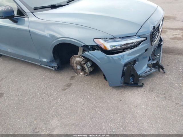2022 VOLVO S60 7JRL12FZXNG163041 Photo 5