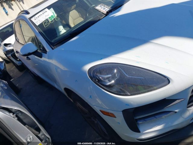 2019 PORSCHE MACAN WP1AA2A52KLB04772 Photo 0