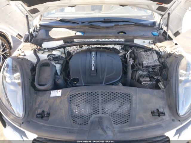 2019 PORSCHE MACAN WP1AA2A52KLB04772 Photo 9