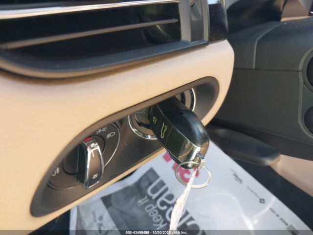 2019 PORSCHE MACAN WP1AA2A52KLB04772 Photo 10