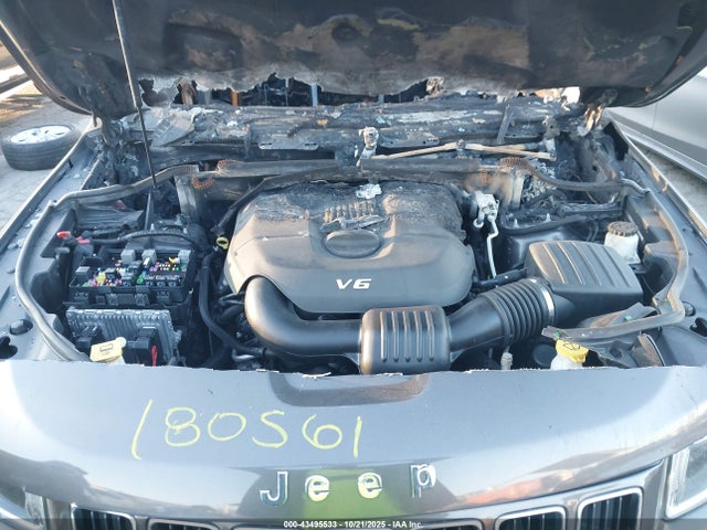 Jeep Grand Cherokee Laredo 2015 1C4RJEAG9FC856465 Image 10
