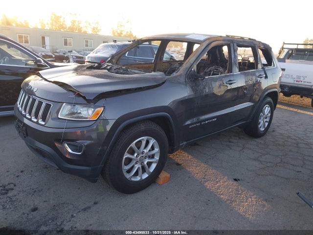 Jeep Grand Cherokee Laredo 2015 1C4RJEAG9FC856465 Image 2