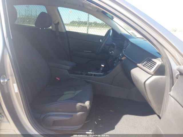 2016 KIA OPTIMA 5XXGT4L37GG114198 Photo 4