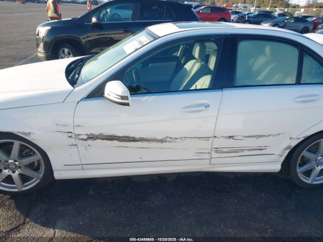 2013 MERCEDES-BENZ C 250 WDDGF4HB0DA762227 Photo 5