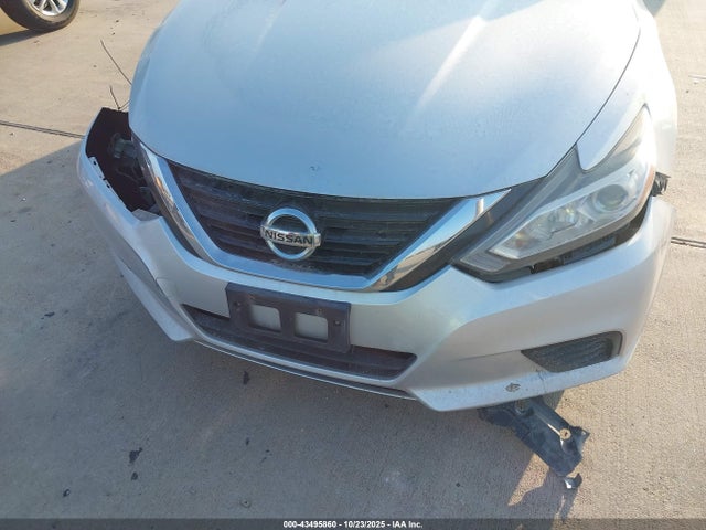 1N4AL3AP0HC499388 Nissan Altima 2.5 S