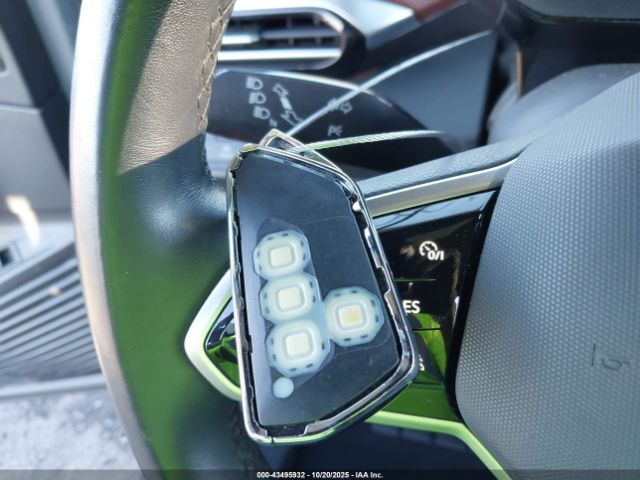 2022 VOLKSWAGEN ID.4 WVGGNPE29NP037545 Photo 10