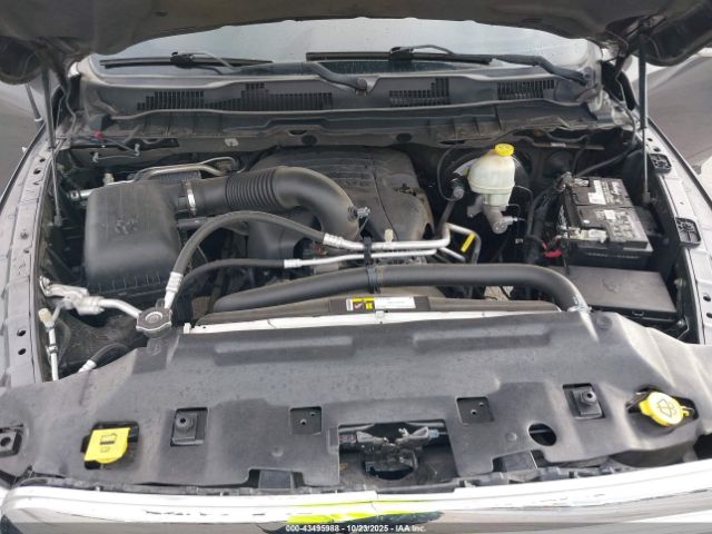 2015 RAM 1500 1C6RR6LT3FS553557 Photo 9
