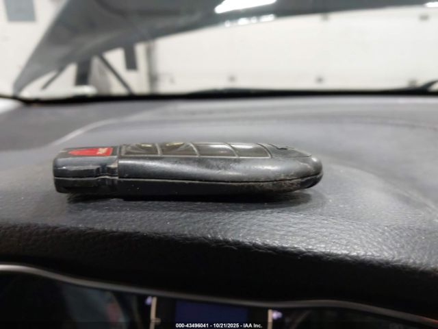 2019 JEEP CHEROKEE 1C4PJLCB9KD370725 Photo 10