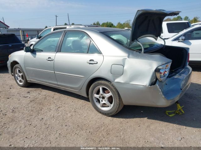 2005 TOYOTA CAMRY 4T1BE30K05U558987 Photo 2
