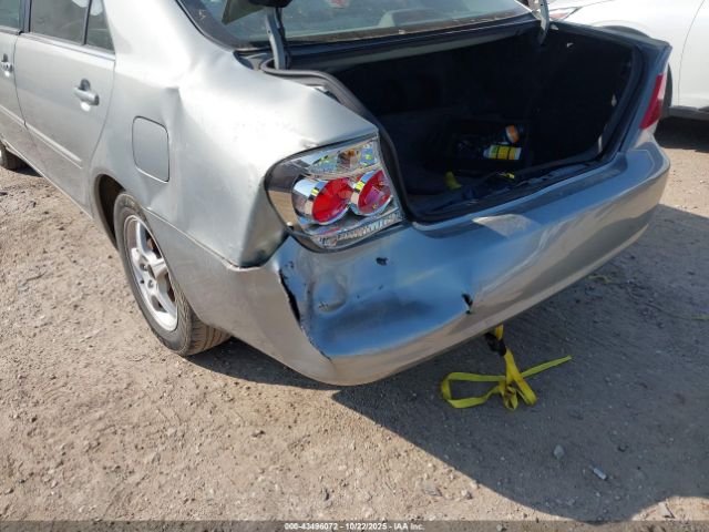 2005 TOYOTA CAMRY 4T1BE30K05U558987 Photo 5