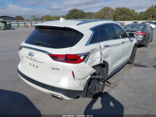 2021 INFINITI QX50 3PCAJ5BA7MF116548 Photo 3