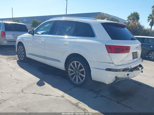 2017 AUDI Q7 WA1VAAF71HD049428 Photo 2