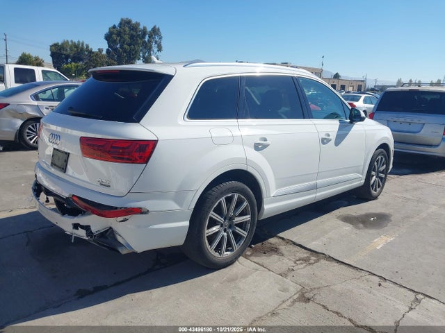 2017 AUDI Q7 WA1VAAF71HD049428 Photo 3