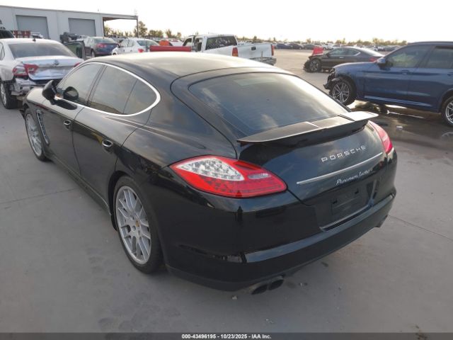 2010 PORSCHE PANAMERA WP0AC2A7XAL090468 Photo 2